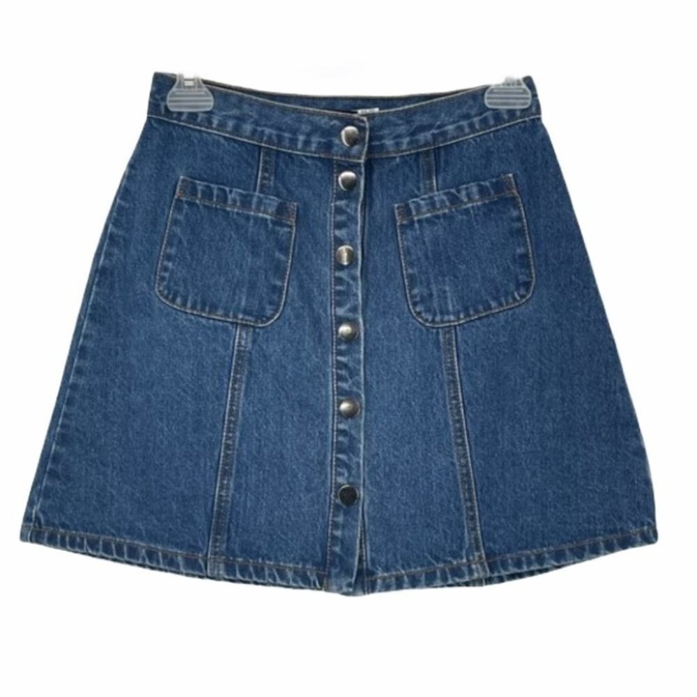 BDG denim  buttoned circle mini skirt xs